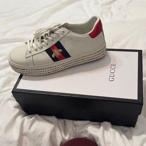 Gucci Cream Sneakers with Red and Blue Accents